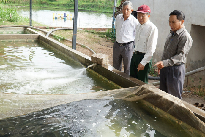 Không rời ruộng đồng dù đã U70, nông dân Kon Tum làm giàu từ "đế chế độc lạ" của riêng mình, thu nhập hàng năm tính bằng tiền tỷ