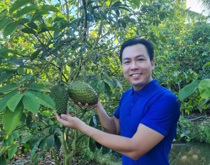 Chàng trai vùng quê thu lãi hơn 30 triệu đồng/tháng nhờ trà mãng cầu